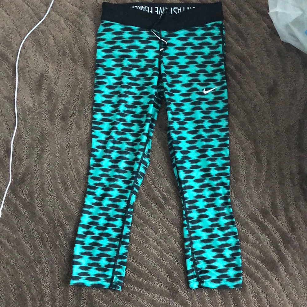 Nike Dri-Fit Crop Leggings